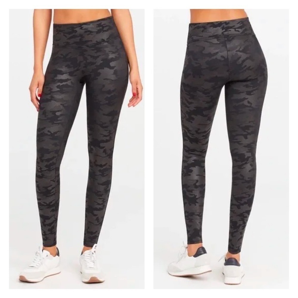 Spanx Faux Leather Camo Leggings in Black 2Xโ